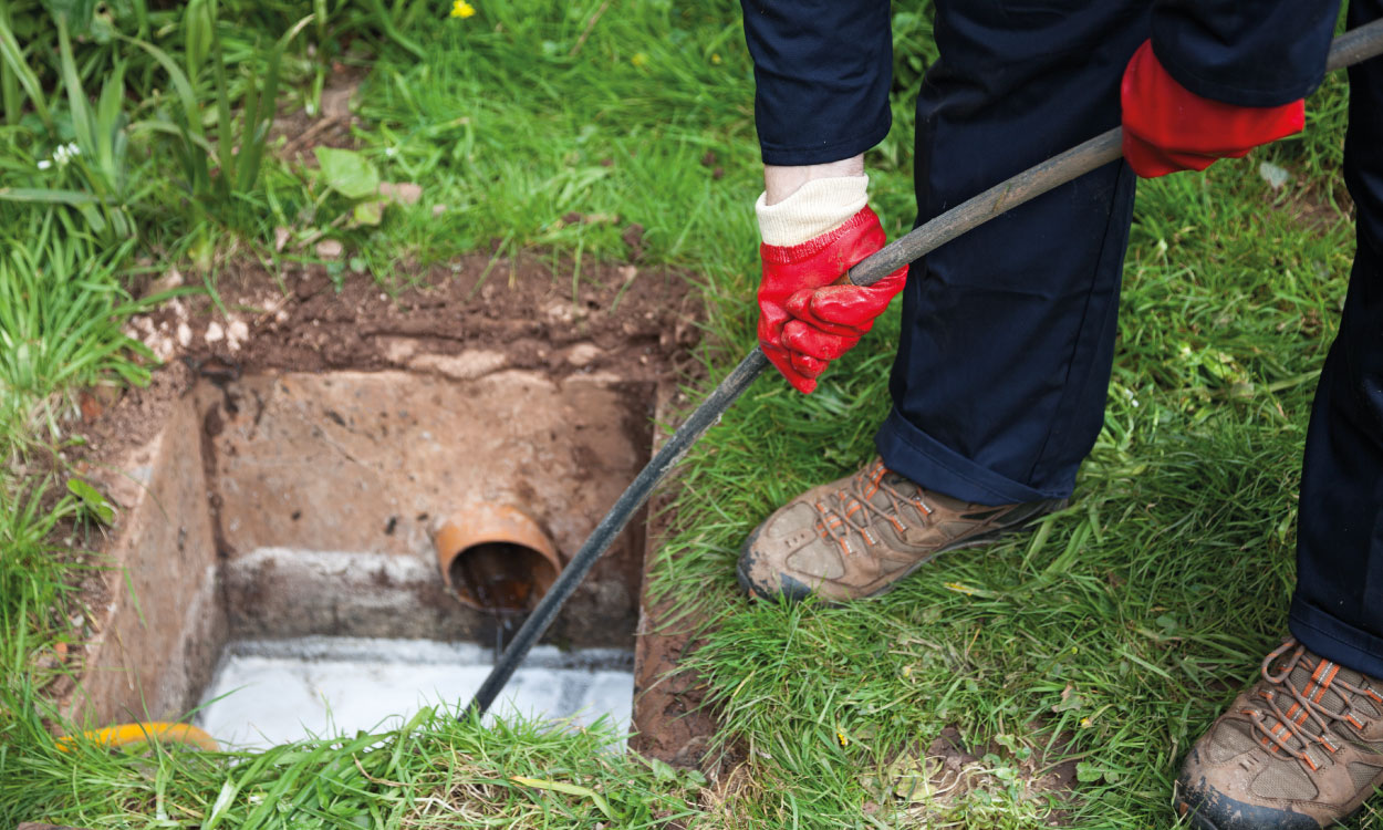 Colley Drain Who Is Responsible for a Collapsed Drain? | Express Drainage Surveys